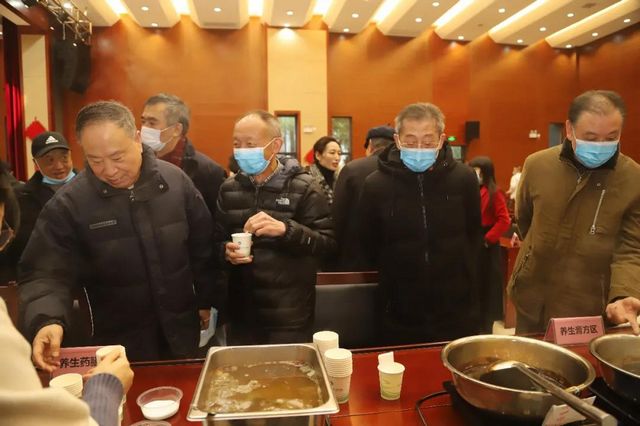 【擴(kuò)散】冬至將到，西南醫(yī)大中醫(yī)院喊你免費(fèi)喝羊肉湯？(圖4)