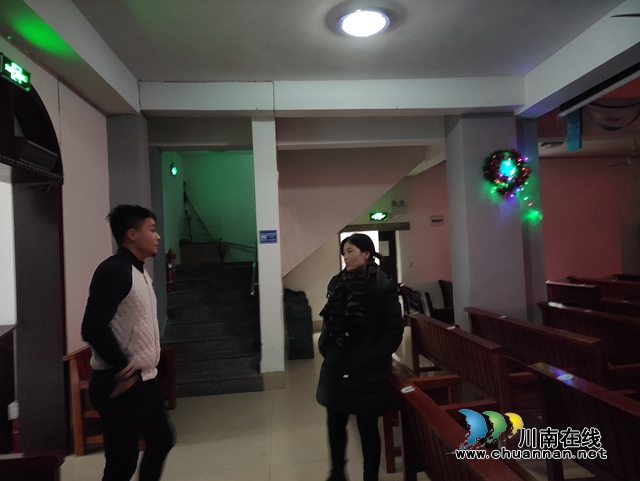 江陽區(qū)北城街道開展基督教堂圣誕節(jié)前安全工作指導(dǎo)檢查