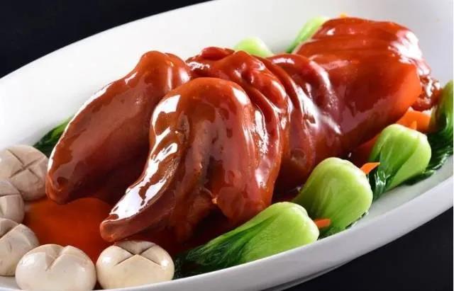 鯽魚怎么燒?？肥腸怎么爆?？鴨子怎么鹵?？…瀘州公布一批地方特色菜技術(shù)規(guī)范！(圖2)