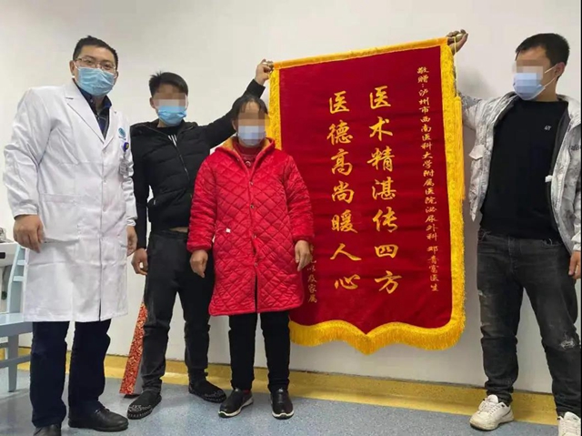 時隔十年，瘋狂的石頭，一樣的手術(shù)方式，不一樣的治療體驗！