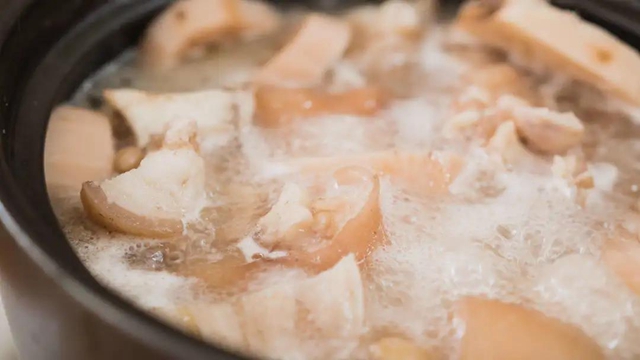 【分享】燉肉時的浮沫，是精華還是臟東西？原來……(圖6)
