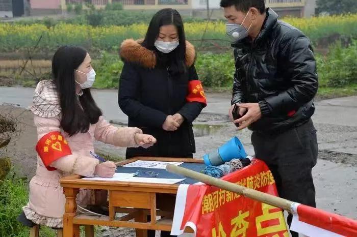 瀘縣二中“凳子姑娘”黃歡獲保研，勵(lì)志經(jīng)歷被人民日報(bào)等多家媒體報(bào)道(圖5)