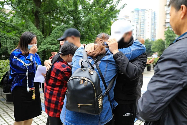 瀘州兩名男童同時失蹤，1800公里的回家路他們走了28年(圖9)