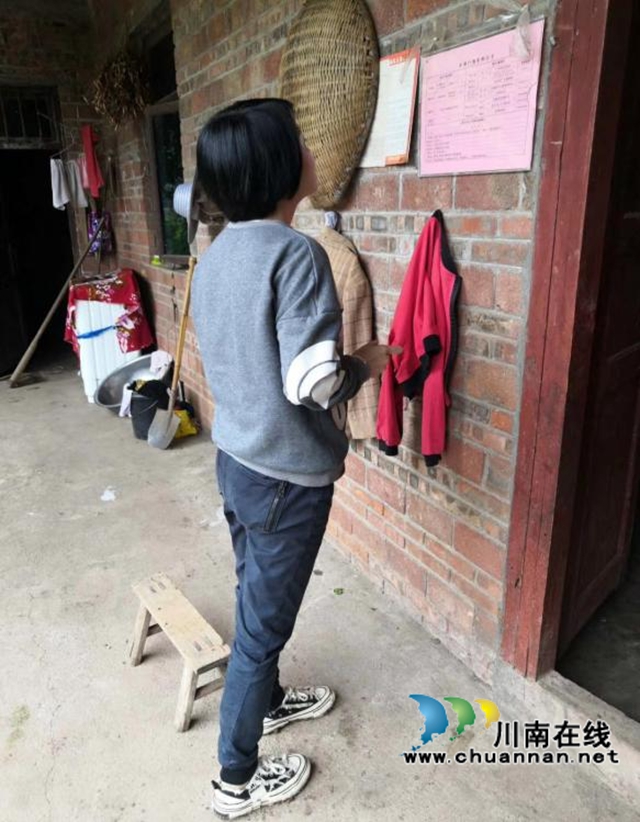 駱寓言：報社記者化身“代購”，為合江大橋鎮(zhèn)農(nóng)副產(chǎn)品插上“e”翅膀(圖3)