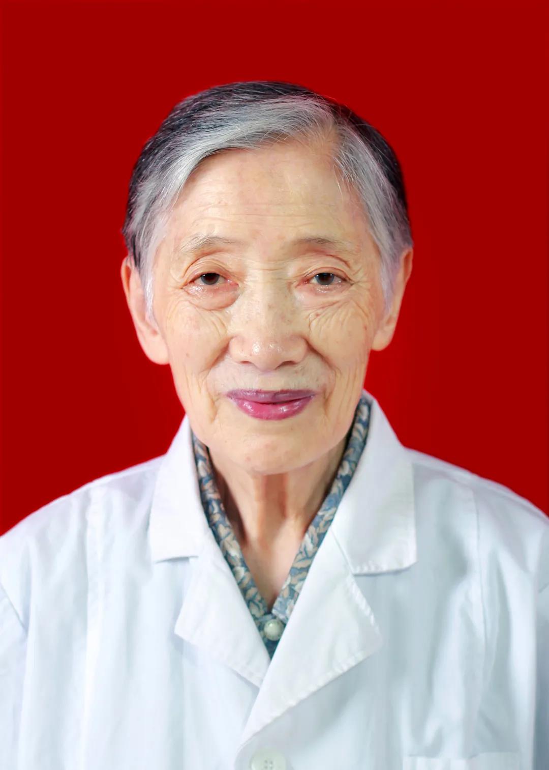【致敬】點(diǎn)贊，93歲名老中醫(yī)的初心使命！