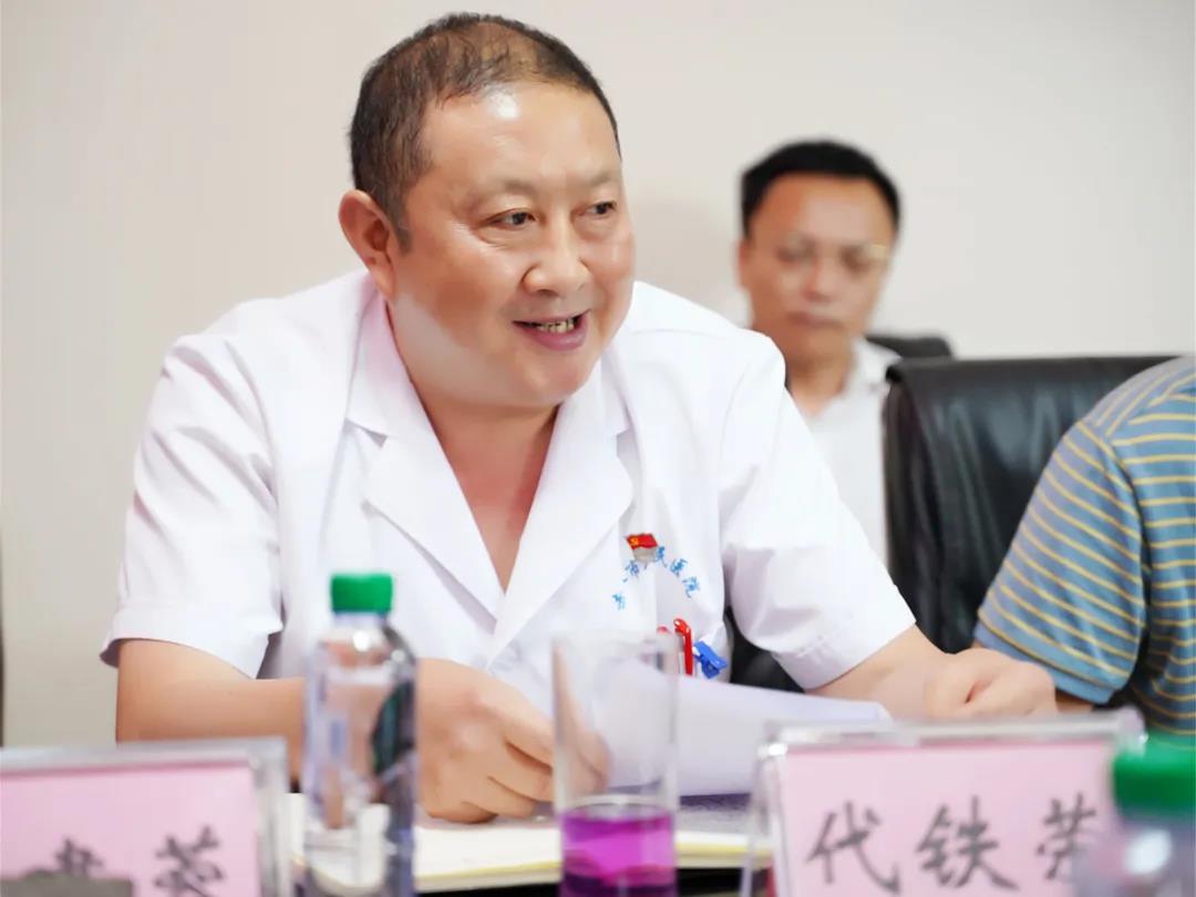 西南醫(yī)大附院醫(yī)療集團赤水市人民醫(yī)院簽約暨授牌儀式舉行(圖2)