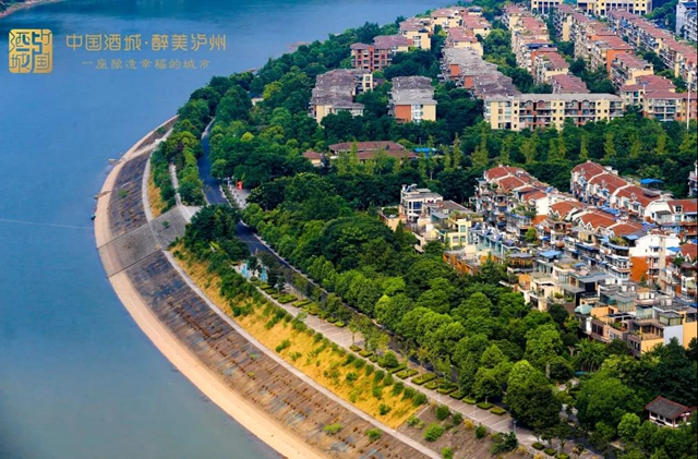 實施大氣污染精細(xì)化管控！瀘州首個大氣超級站投用(圖1)