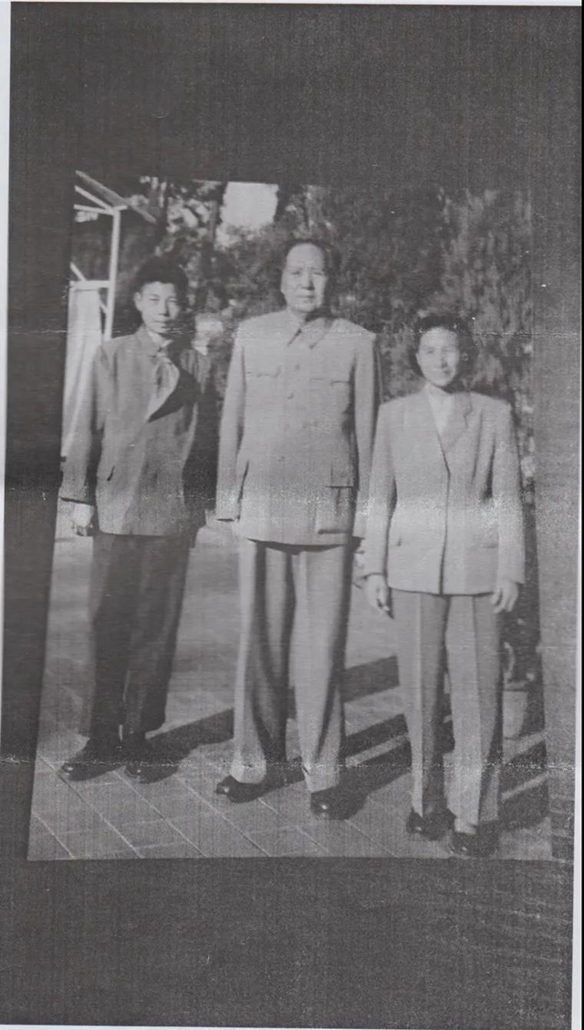 一封來自毛主席的親筆信！內(nèi)江七旬老人揭秘信件背后的那段烽火時(shí)光(圖8)