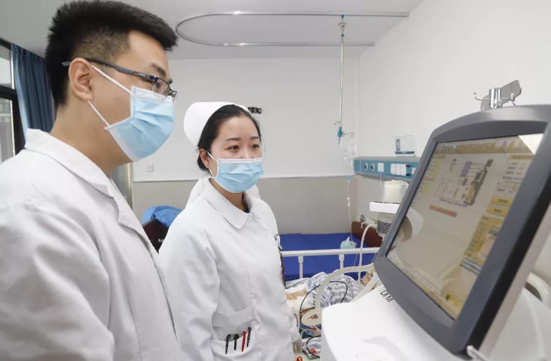 【關(guān)注】43℃高溫下，被燙死了……(圖9)