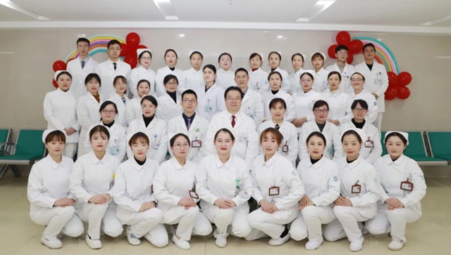 【警惕】氣溫再上40度，通宵吹空調(diào)竟導(dǎo)致面癱！(圖10)