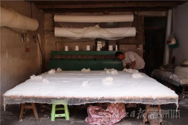 在“白雪中彈奏”！內(nèi)江有一位“音樂魔法師”(圖9)