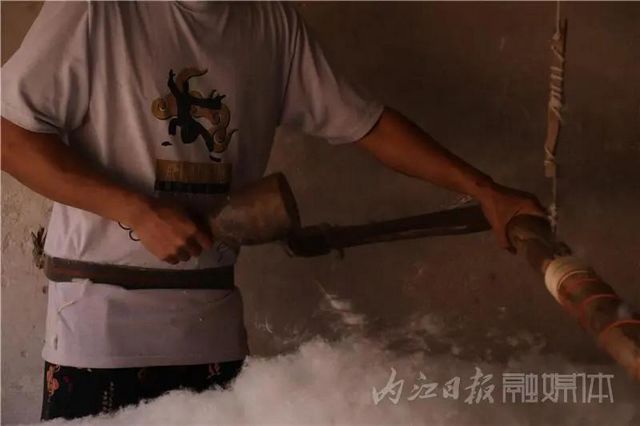 在“白雪中彈奏”！內(nèi)江有一位“音樂魔法師”(圖5)