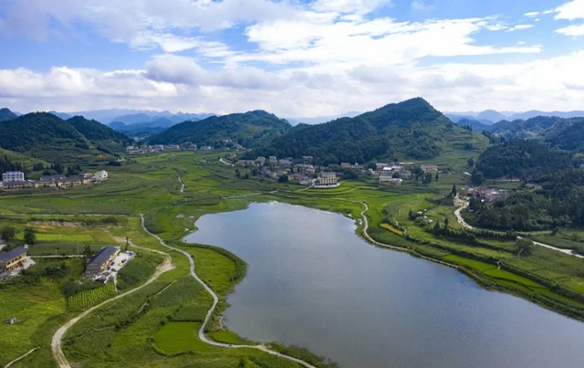 湖光山色、荷韻悠悠……瀘州這些如畫(huà)美景，看一眼就心動(dòng)！(圖2)