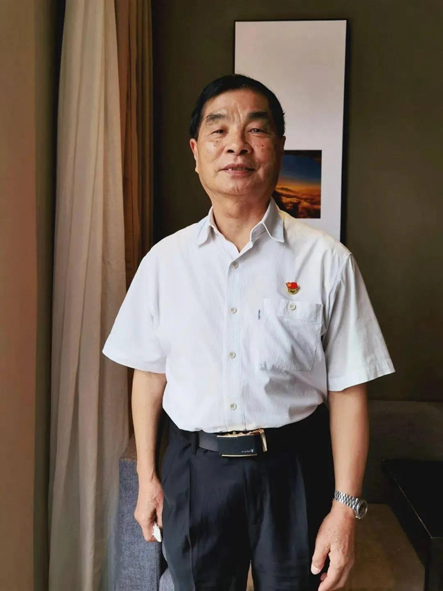央視《開學(xué)第一課》開講！四川警察學(xué)院退休職工與父親的故事讓人淚目(圖6)