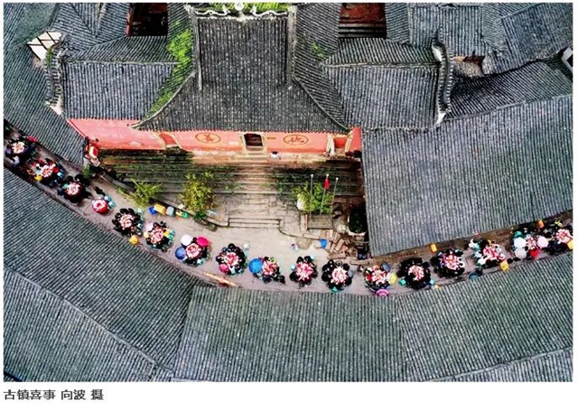 美圖再登《中國(guó)攝影報(bào)》！原來，你是這樣的瀘州(圖4)