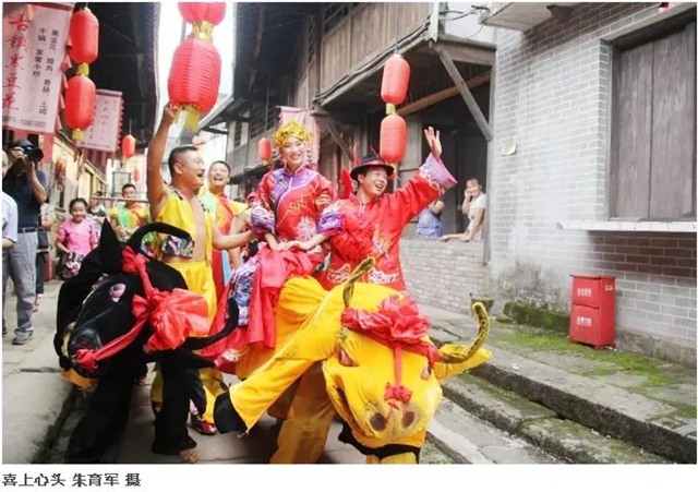 美圖再登《中國(guó)攝影報(bào)》！原來，你是這樣的瀘州(圖16)