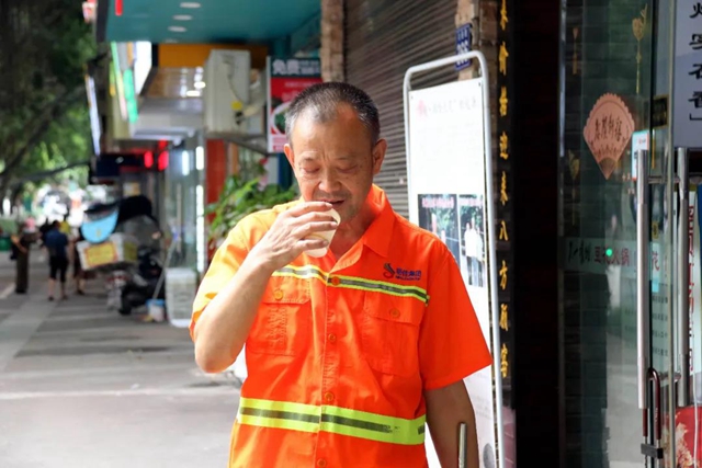 “雞哈豆花哥” ，你做的事現(xiàn)在傳遍了瀘州 ！(圖6)
