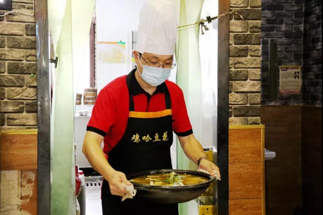 “雞哈豆花哥” ，你做的事現(xiàn)在傳遍了瀘州 ！(圖12)