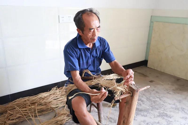 農(nóng)村正在消失的老手藝，宜賓這個(gè)老人卻堅(jiān)守了幾十年！(圖7)