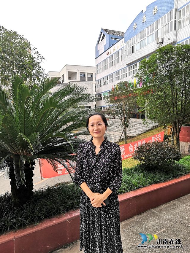 納溪區(qū)護(hù)國中學(xué)優(yōu)秀教師任艷：用心服務(wù)學(xué)生，用愛感化學(xué)生(圖3)