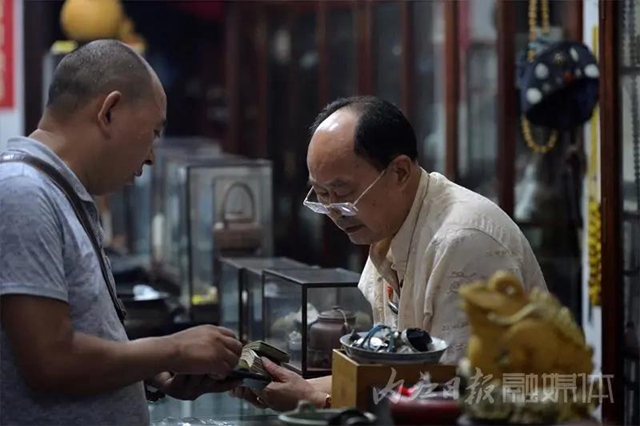 近30年了！走，“淘寶”切，逛內(nèi)江的“潘家園”(圖1)
