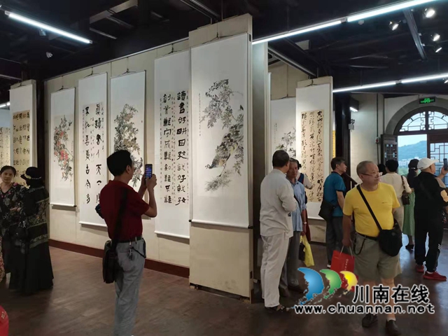 合江籍藝術(shù)家王乾林、張昌煒書畫作品在瀘展出(圖2)