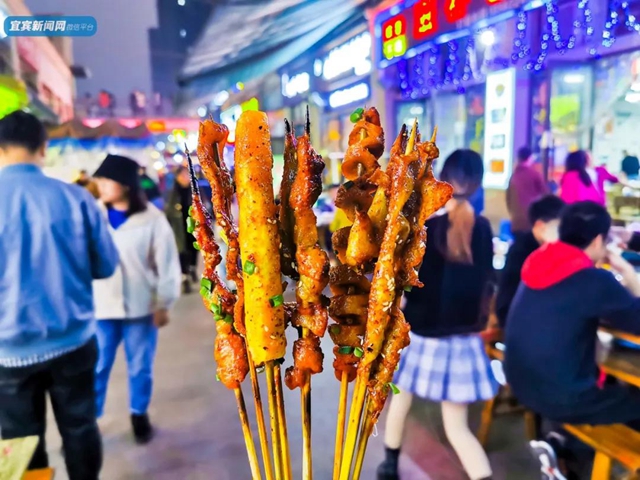 絕了！宜賓這幾條美食街，沒去過都不算真正的吃貨!(圖13)