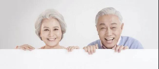 【提醒】躲不過的白內(nèi)障，究竟何時(shí)做才最有效？(圖5)