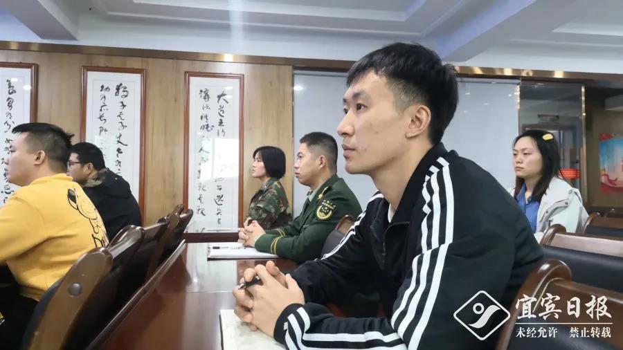 淚目！宜賓88歲長津湖戰(zhàn)役老兵講述真實戰(zhàn)場：195名指戰(zhàn)員只剩下2人！(圖6)