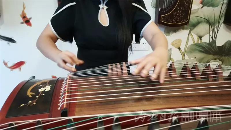 “箏”厲害！內(nèi)江這位甜妹兒登上央視“壓軸”(圖5)