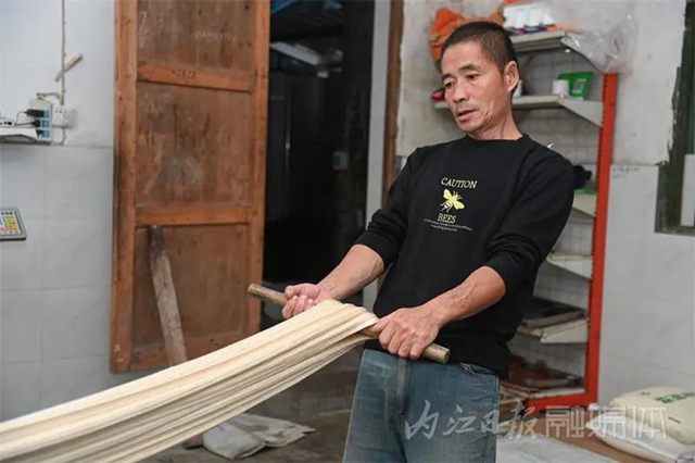 好甜！內(nèi)江有個“麻糖專業(yè)村”，制作工藝大揭秘(圖9)