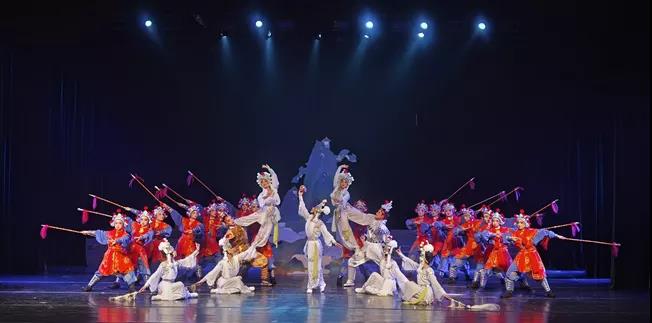 瀘州老窖天府中學(xué)川劇傳習(xí)劇目《盜仙草》獲全省一等獎(jiǎng)！(圖2)