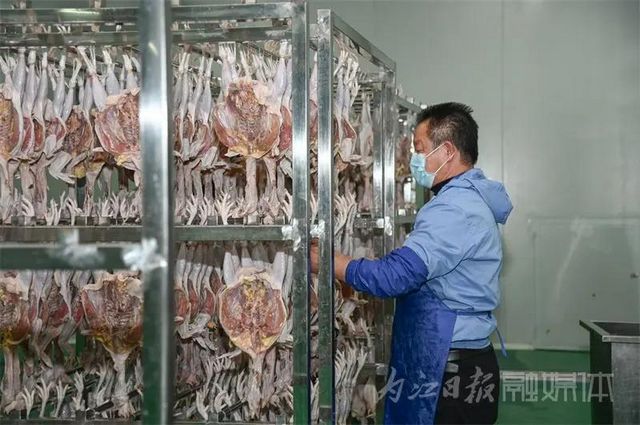 越嚼越香！內(nèi)江這個始于清朝的美食名不虛傳(圖11)